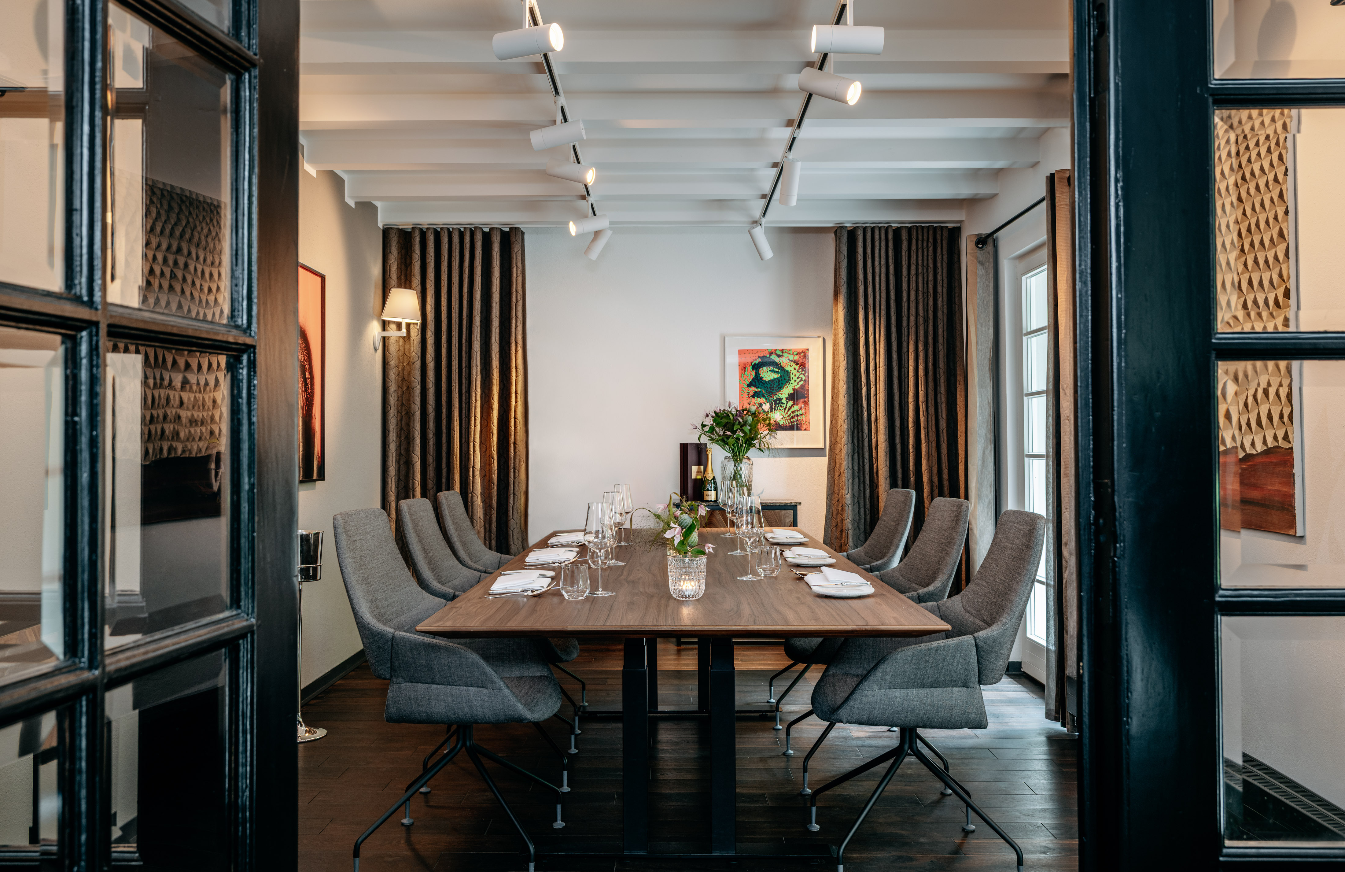 Schote Chefstable